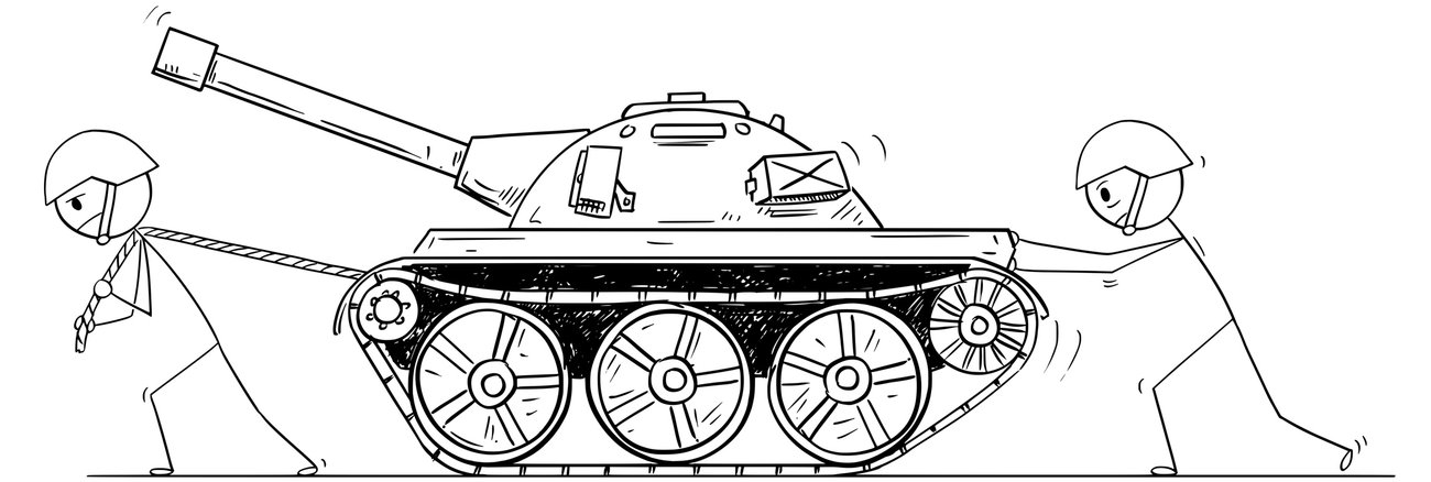 Zeichnung: Zwei Strichmännchen mit Helm ziehen und schieben einen Panzer © Zdenek Sasek