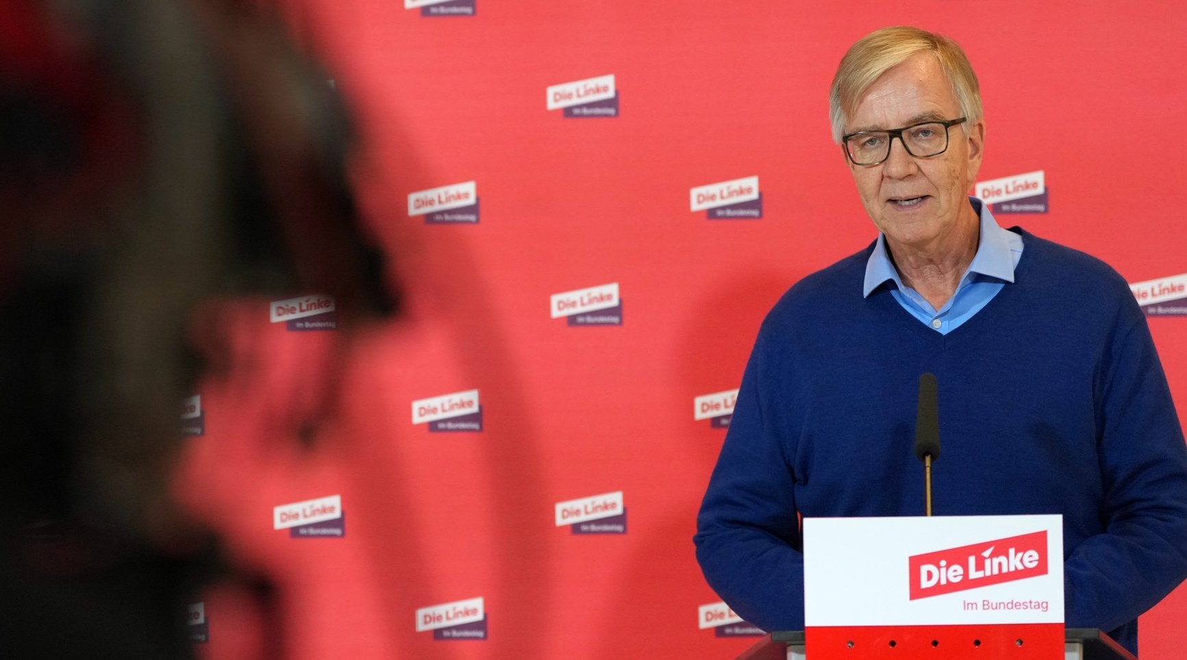 Dietmar Bartsch beim Pressestatement