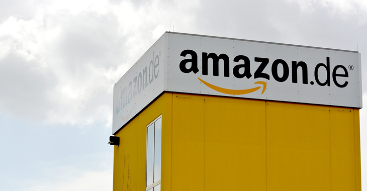 Amazon-Beschäftigte streiken für einen Tarifvertrag ©Flickr/LINKE NRW Amazon-Beschäftigte streiken für einen Tarifvertrag ©Flickr/LINKE NRW