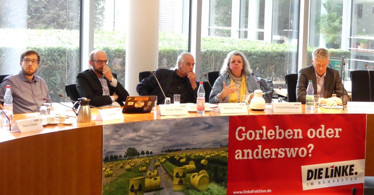 Fachgespräch »Hochradioaktive Atommülllagerung – Gorleben oder anderswo« der Linksfraktion im Bundestag am 22. März 2019, v.l.n.r.: Victor Perli, Thorben Becker, Hubertus Zdebel, Ursula Schönberger, Wolfram König