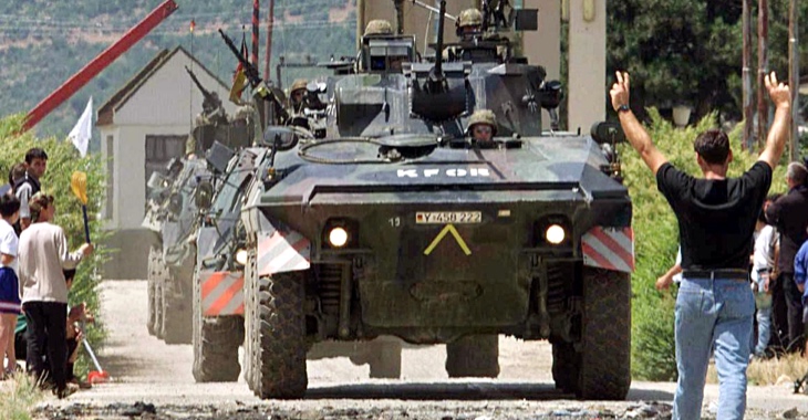 Panzer der Bundeswehr 1999 im Kosovo als Teil des NATO-Angriffskrieges gegen Jugoslawien © dpa