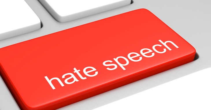 Computertastatur mit der Aufschrift Hate Speech © iStock/Kagenmi