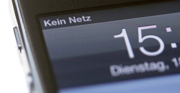 Im Display eines Handys wird angezeigt: Kein Netz © dpa Im Display eines Handys wird angezeigt: Kein Netz © dpa