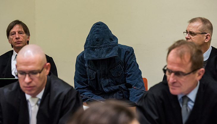 Der im NSU-Prozess mitangeklagte Carsten S. am 12. Januar 2016 im Münchner Oberlandesgericht | Foto: © picture alliance / AA / Jörg Koch
