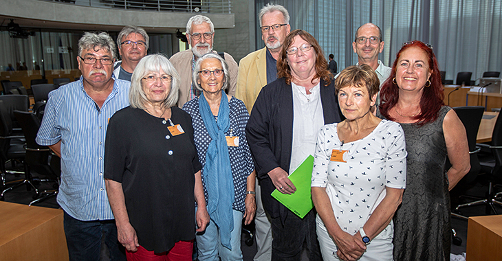 Die Abgeordneten Weinberg, Zimmermann, Kessler und die Mitglieder einer Bürgerinitiative aus Brandenburg