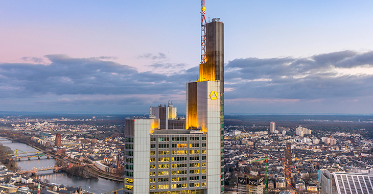 Commerzbank Tower in Frankfurt © istockphoto.com/Meinzahn Commerzbank Tower in Frankfurt