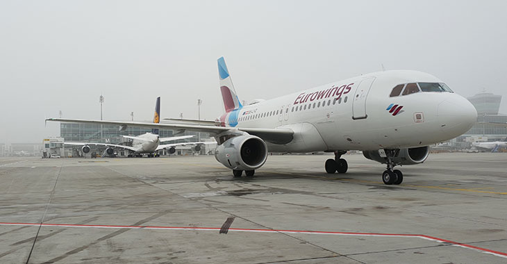 Flugzeuge auf dem Flughafen München © Miguel Ángel Sanz on Unsplash Flugzeuge auf dem Flughafen München