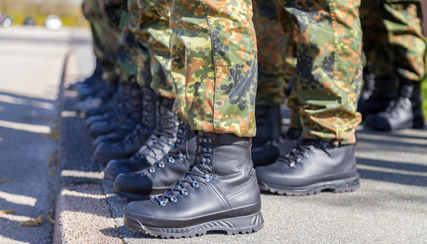 Bundeswehr Soldaten Foto: iStock/huettenhoelscher 