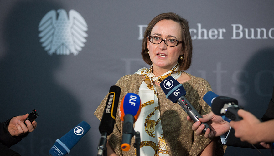 Martina Renner beim Pressestatement zum NSA-Untersuchungsausschuss | Foto: © dpa / Lukas Schulze Martina Renner beim Pressestatement zum NSA-Untersuchungsausschuss | Foto: © dpa / Lukas Schulze