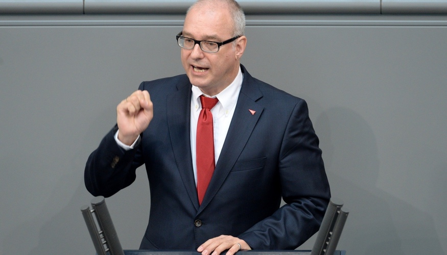 Matthias W. Birkwald am Rednerpult des Bundestages © DBT/Achim Melde Matthias W. Birkwald am Rednerpult des Bundestages © DBT/Achim Melde