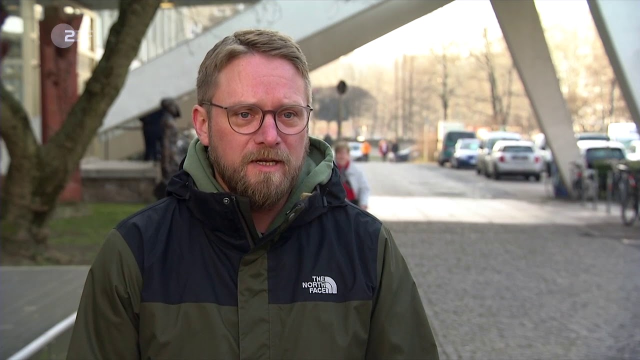 Jan Korte am Januar in ZDF heute zur Debatte ber Steuersenkungen.youtube.maxres